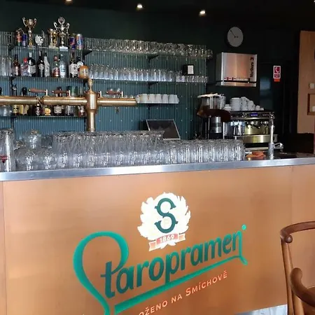 Victoria - & Restaurant * Zvolen