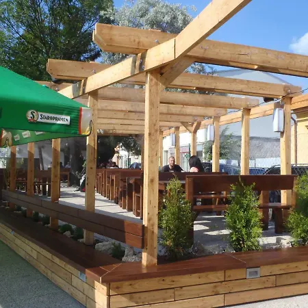 Victoria - & Restaurant Gasthuis Zvolen